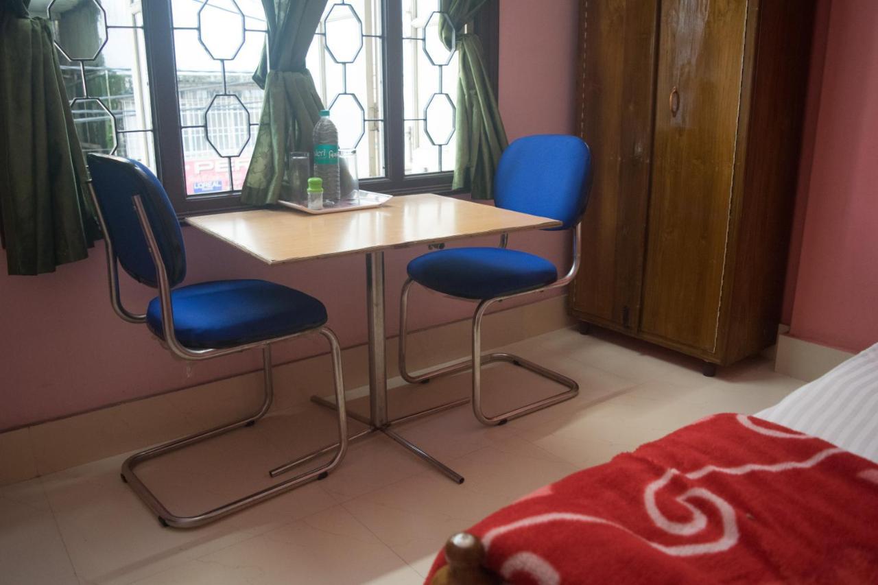 Sewak Lodge Silchar Buitenkant foto