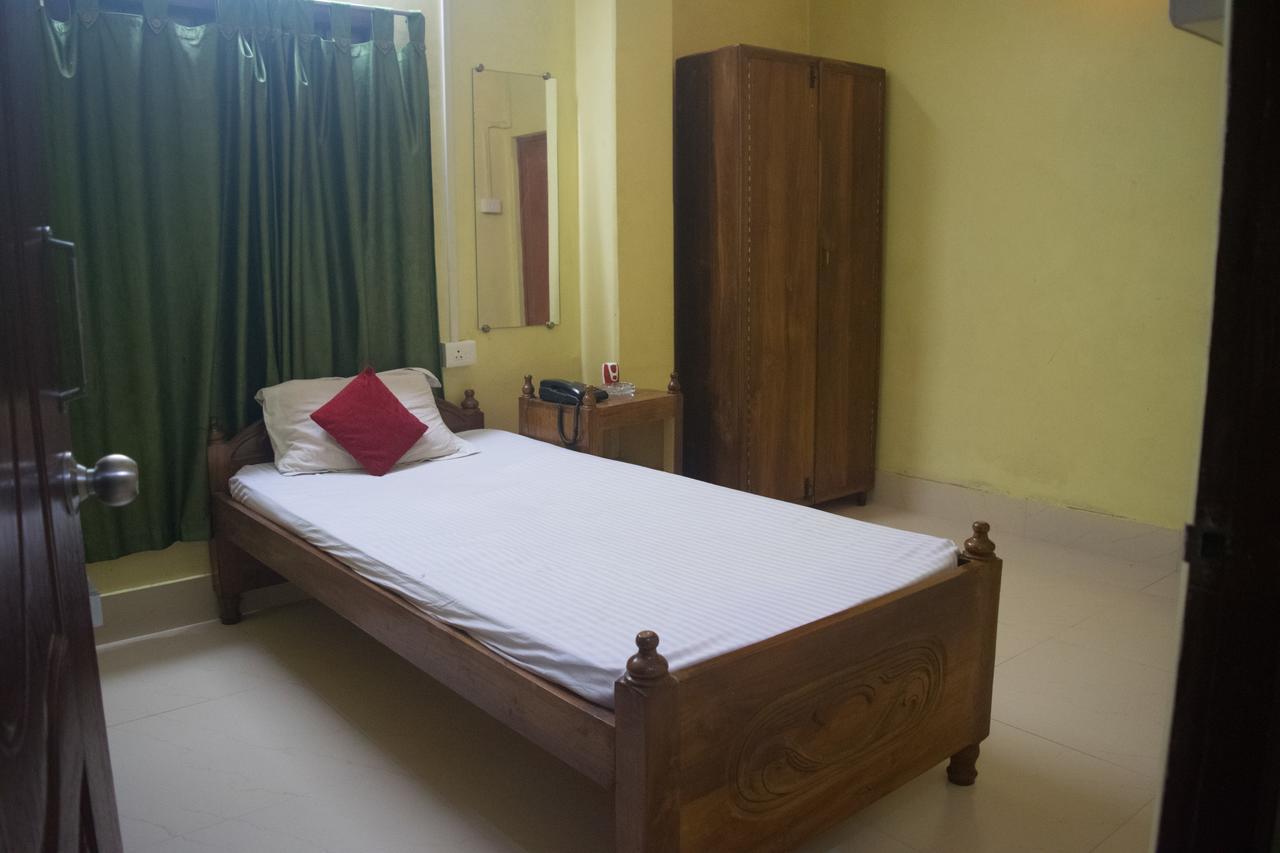 Sewak Lodge Silchar Buitenkant foto