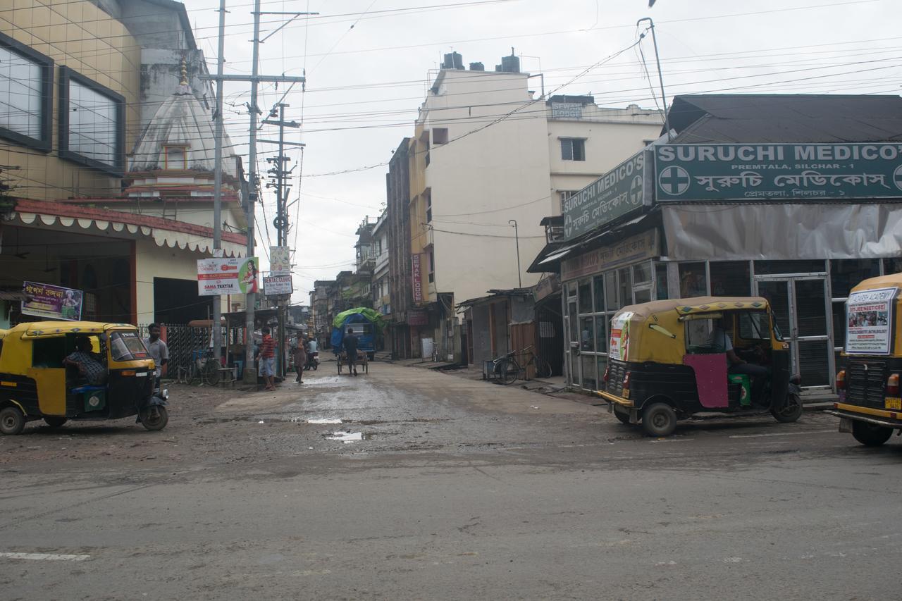 Sewak Lodge Silchar Buitenkant foto